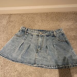 Stylish Denim Mini Skirt
